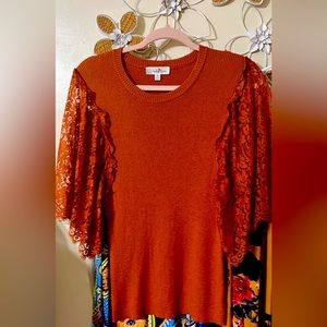 Perfectly Pricilla’s lace sleeve top